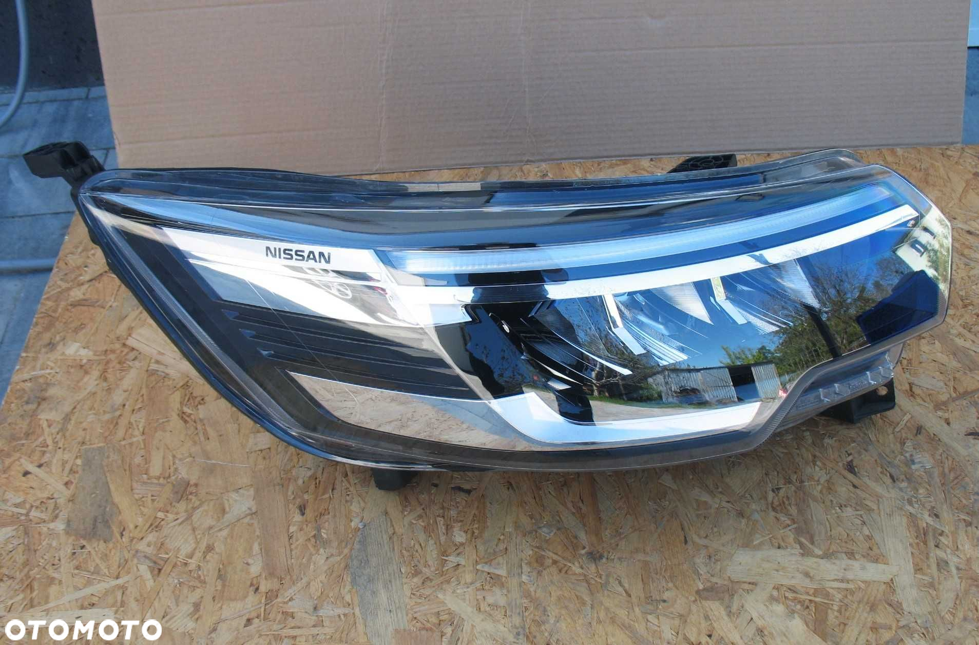 Nissan NV 300 Primastar II lift Lampa prawa Full Led 21-24r Idealna - 2