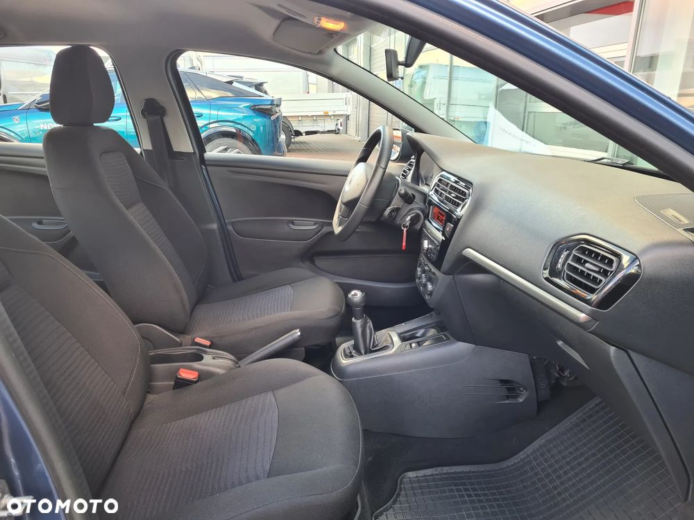 Peugeot 301 1.2 Pure Tech Access - 15