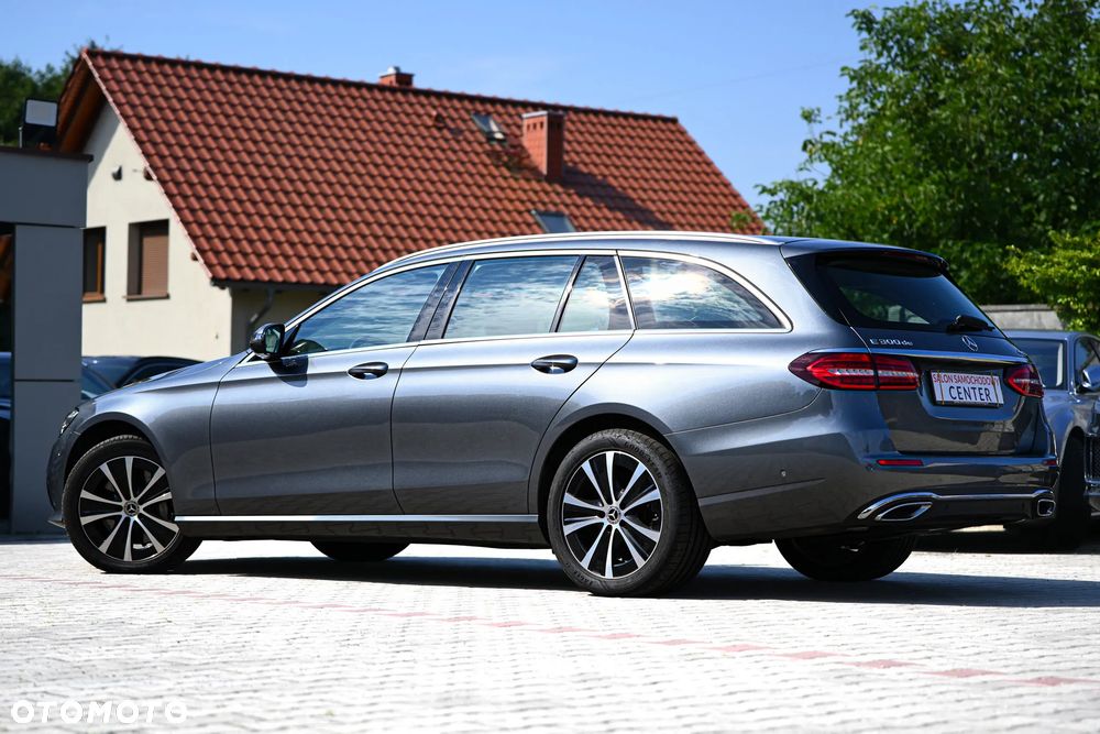 Mercedes-Benz Klasa E 300 de 4Matic 9G-TRONIC Avantgarde - 33