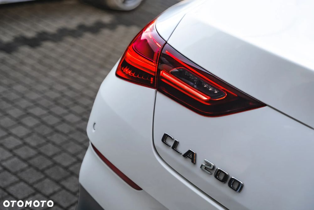 Mercedes-Benz CLA 200 7G-DCT Edition AMG Line - 2
