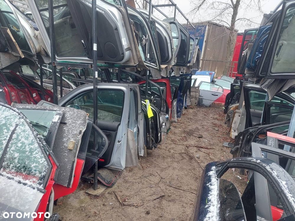 DRZWI KOMPLETNE PRAWY PRZÓD KIA CEED I 9S - 7