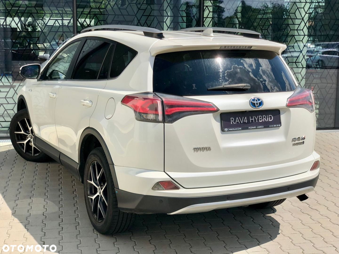 Toyota RAV4 - 11