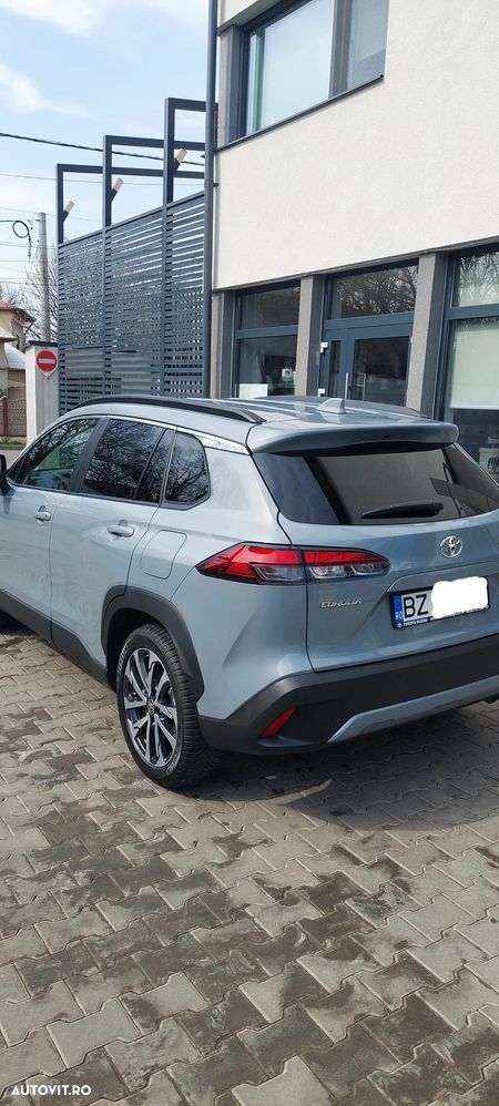 Toyota Corolla Cross - 9