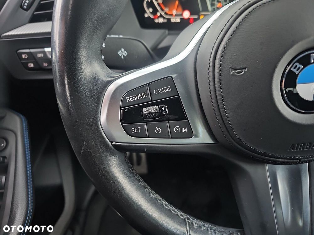 BMW Seria 1 - 16