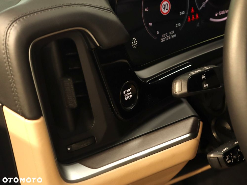 Porsche Cayenne Standard - 22