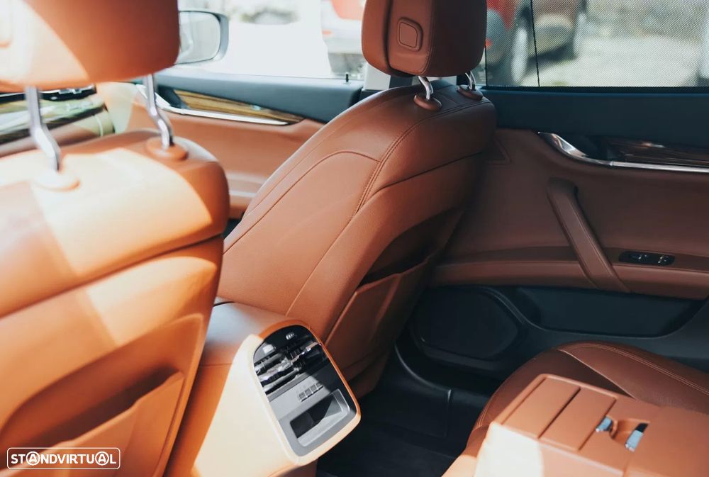 Maserati Quattroporte D Auto - 26