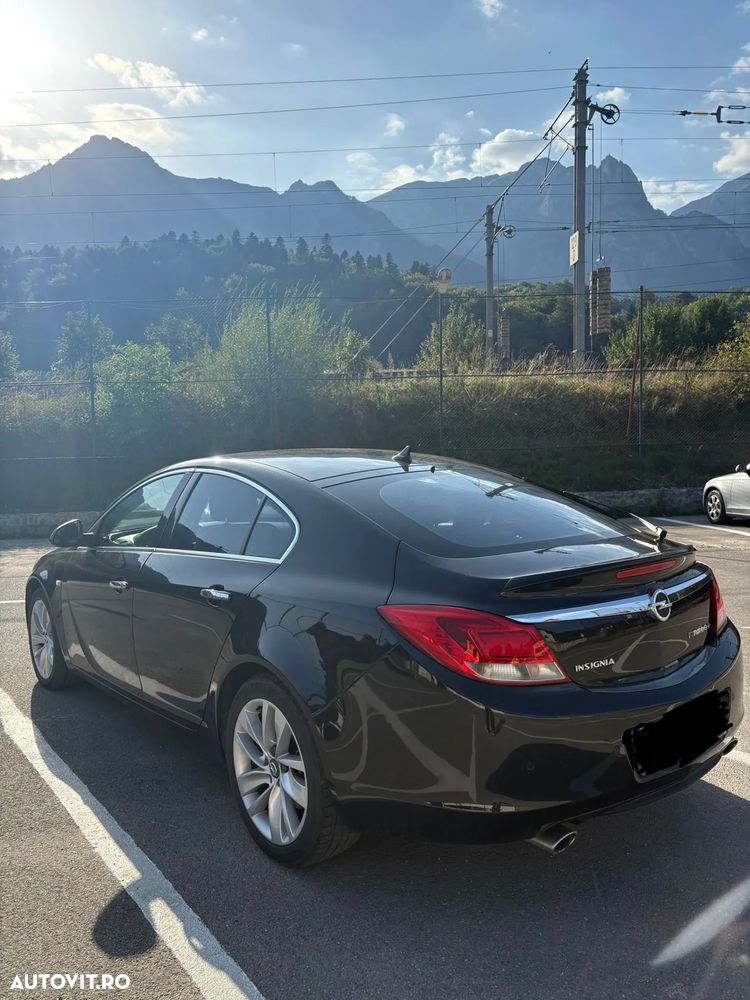 Opel Insignia 2.0 CDTI 4x4 Sport Aut. - 2