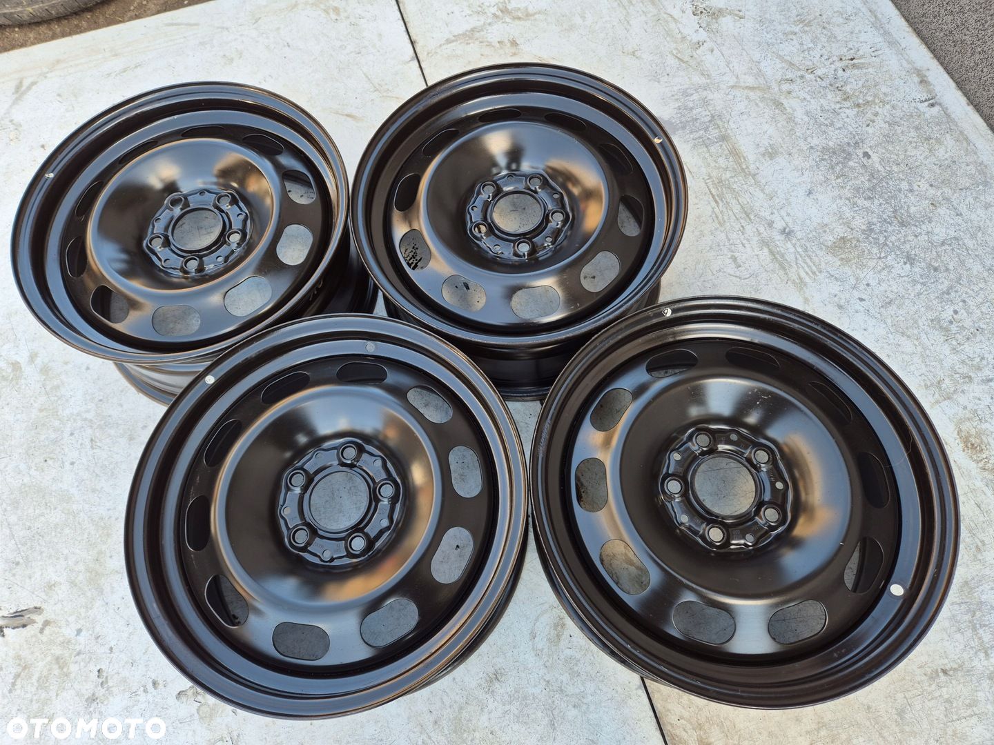 Felgi stalowe BMW 16 BMW 1 F40 - 1