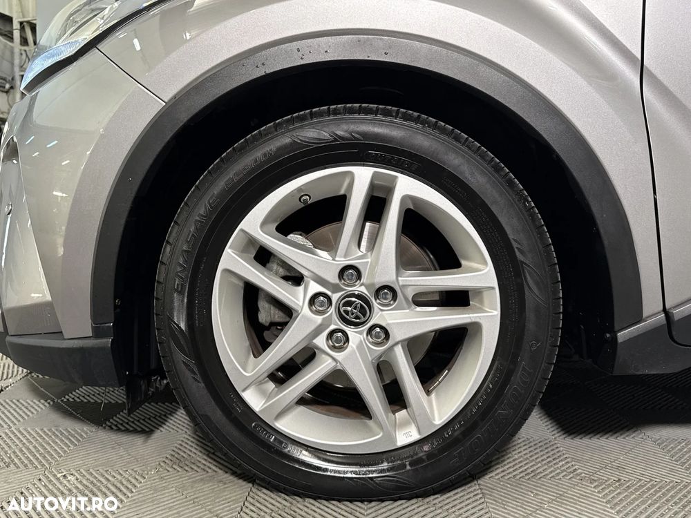 Toyota C-HR - 14