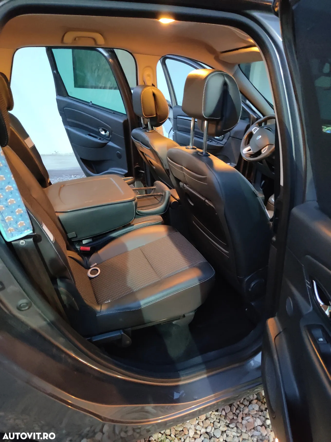 Renault Scenic - 10