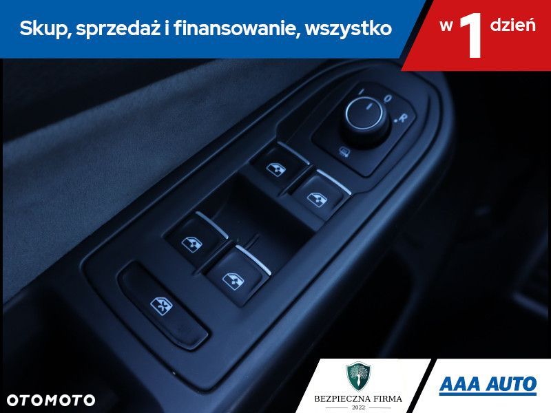 Volkswagen Golf - 17