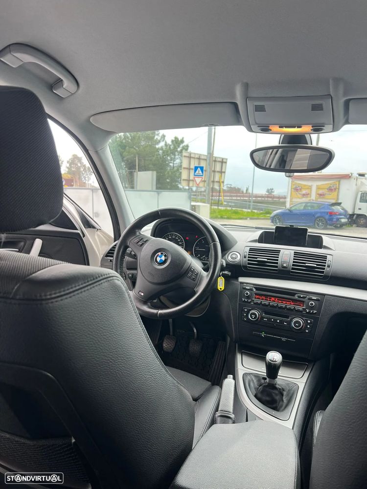 BMW 116 d Pack M - 18