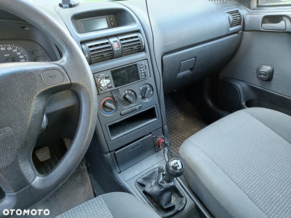 Opel Astra - 19