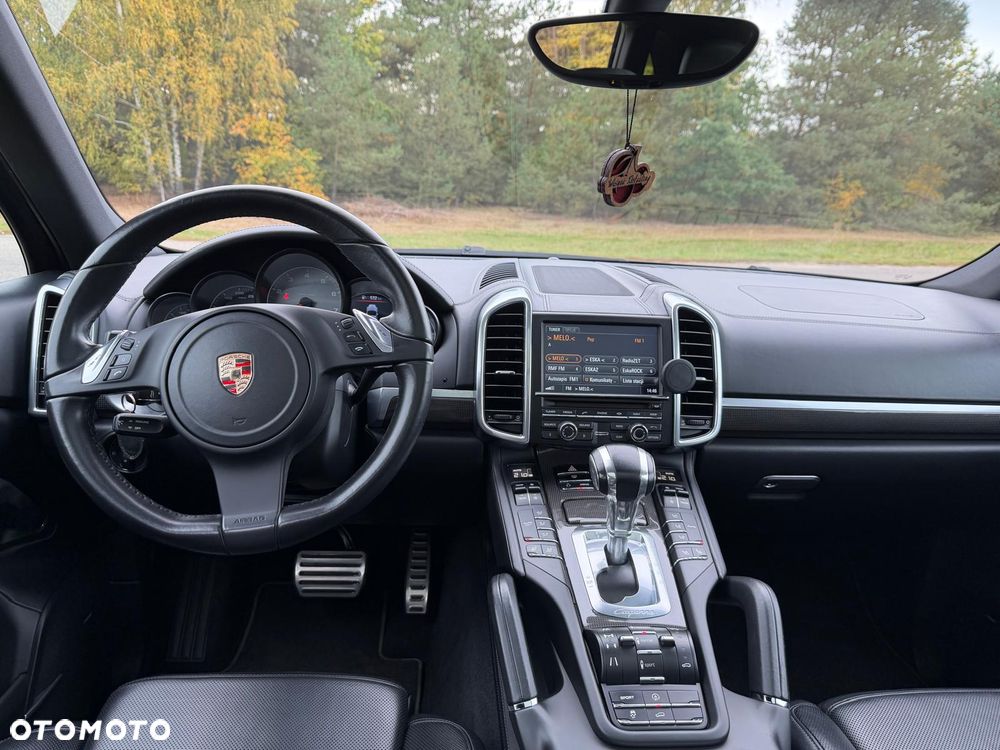 Porsche Cayenne S - 21