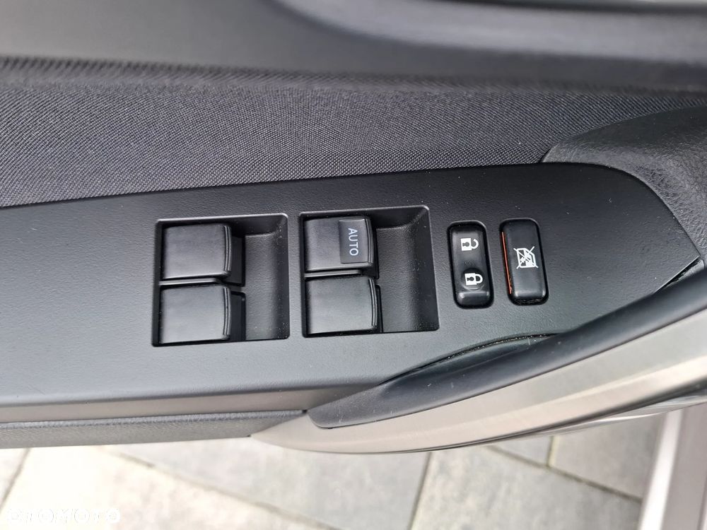 Toyota Auris 2.0 D-4D Executive - 18