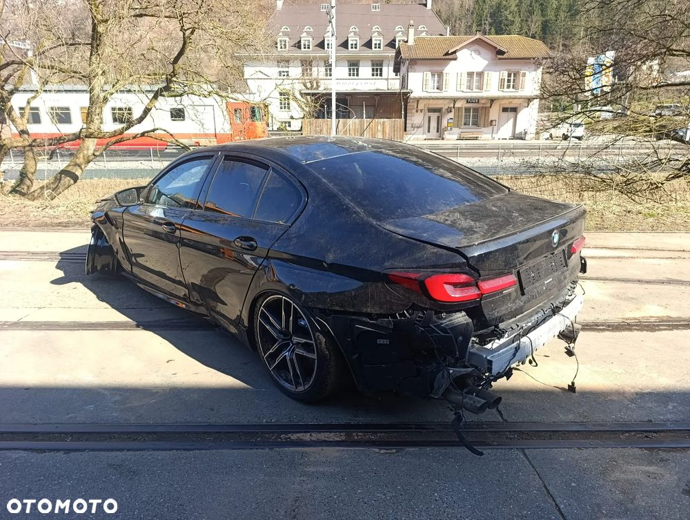 BMW M5 Competition - 9