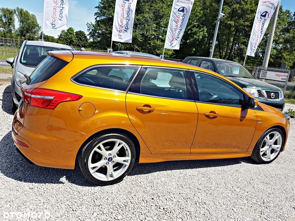Ford Focus 1.0 EcoBoost Start-Stopp-System ST-LINE - 31