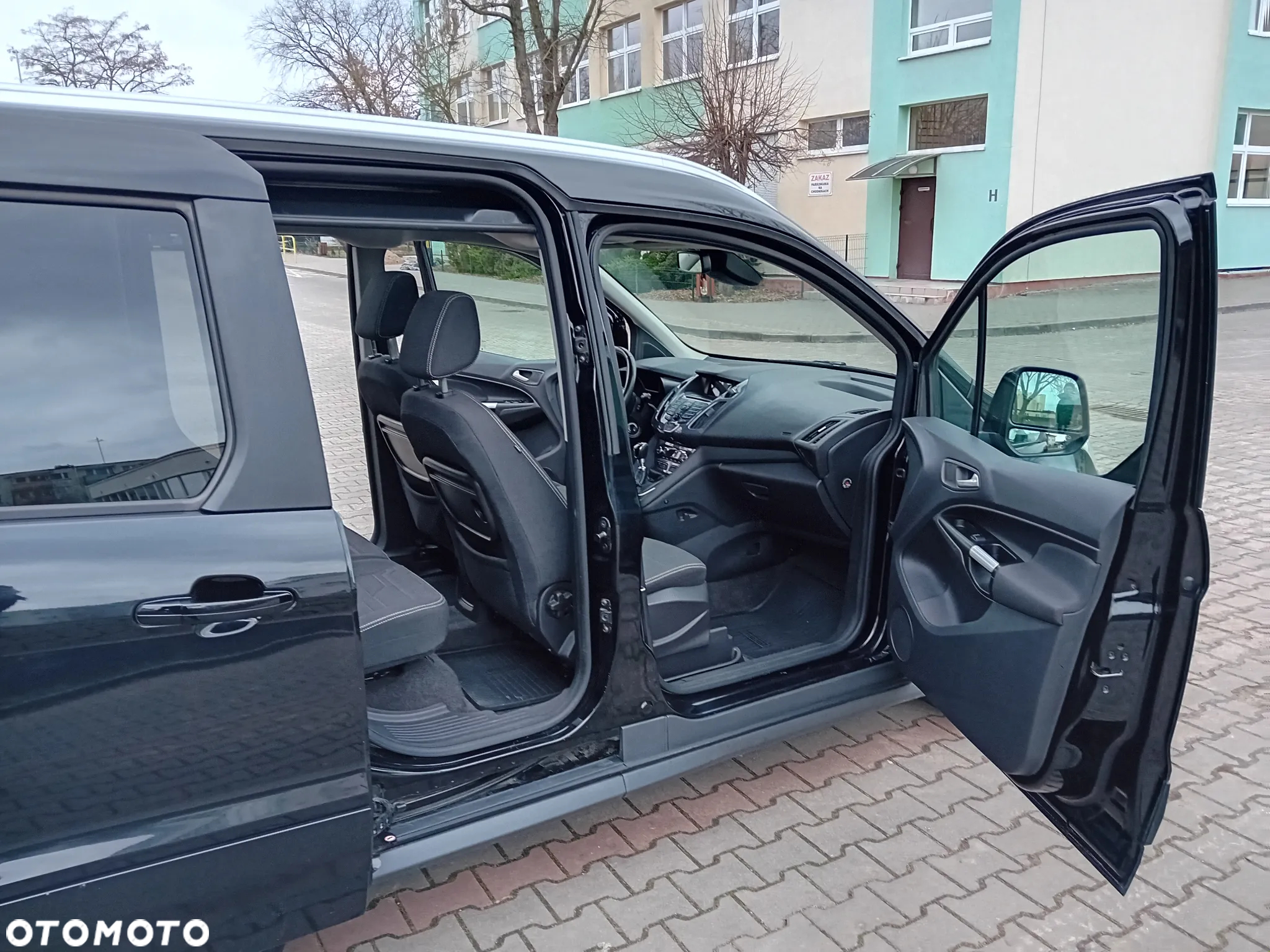 Ford Tourneo Connect 1.5 TDCi Titanium - 14