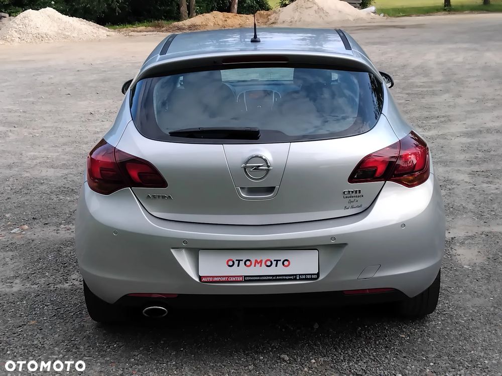 Opel Astra 1.4 Turbo 150 Jahre - 31
