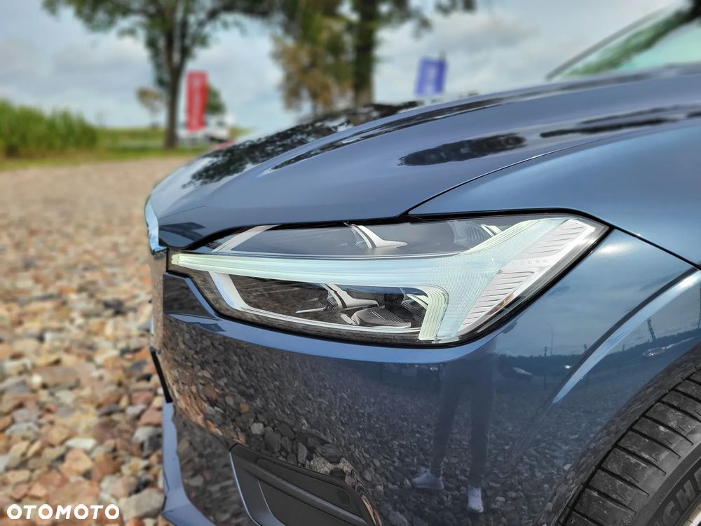 Volvo XC 60 T4 Momentum Pro - 10