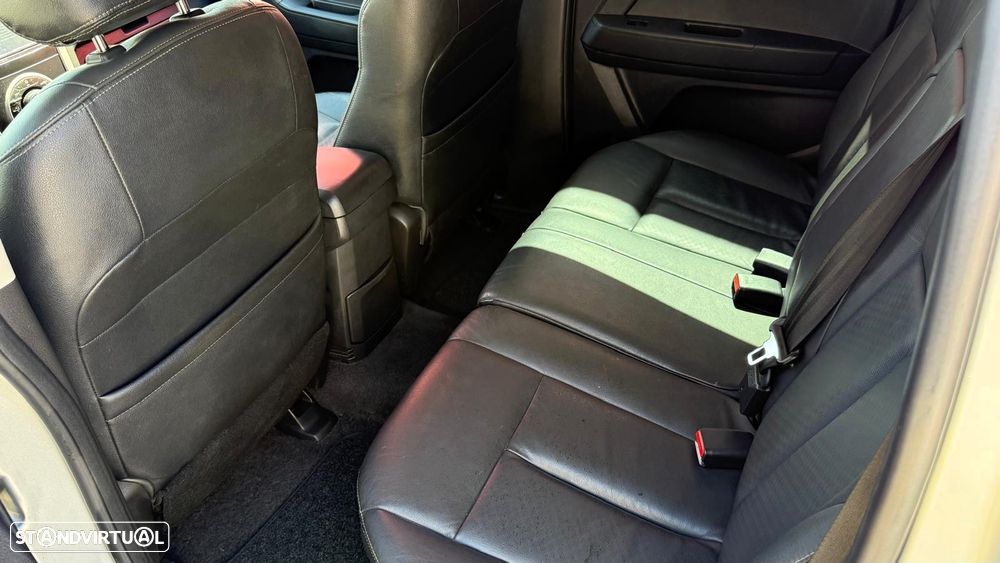 Isuzu D-Max 2.5 DTi CD 4WD LS Sport Edition - 6