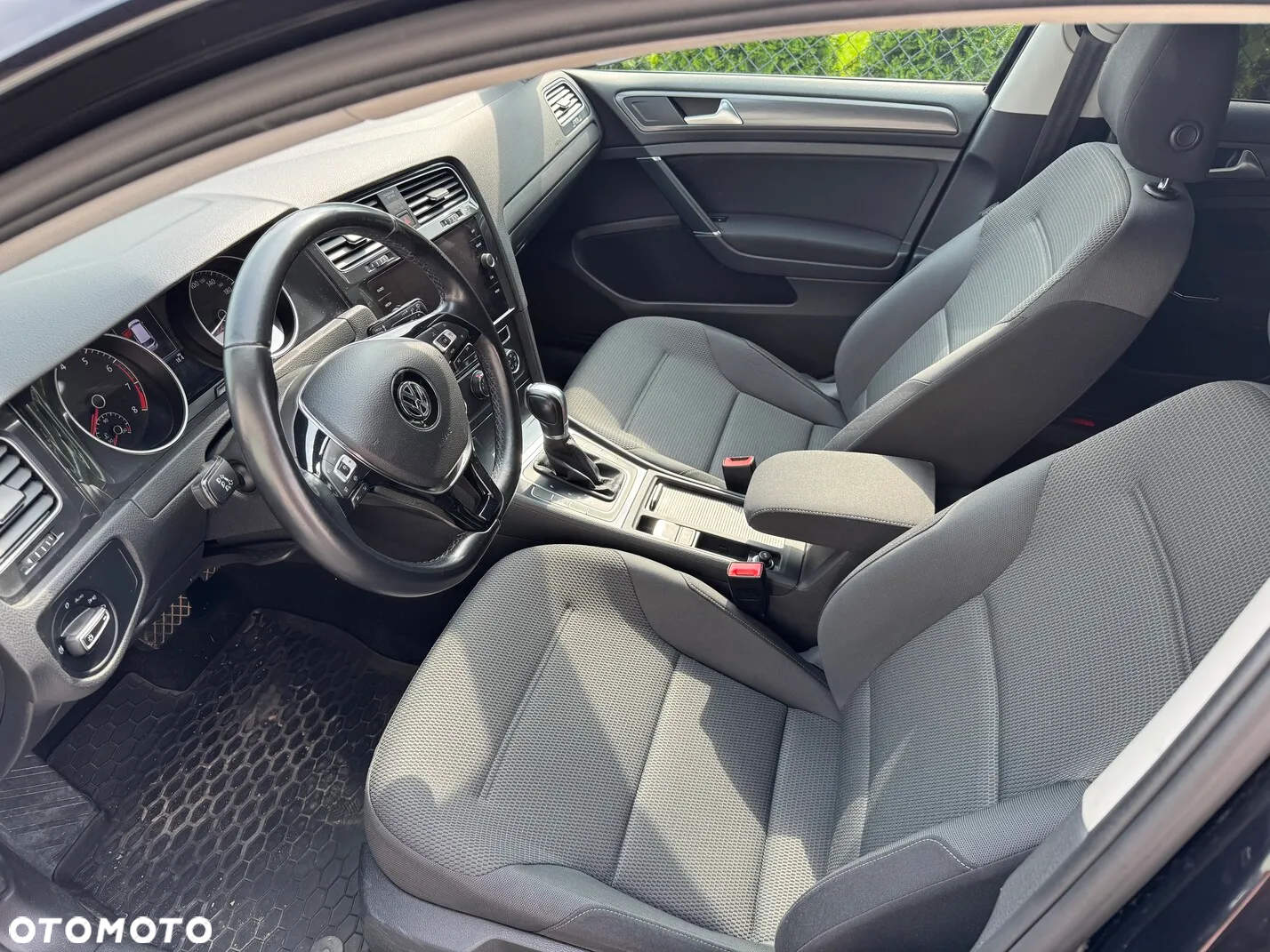 Volkswagen Golf VII 1.5 TSI BMT Comfortline DSG - 18