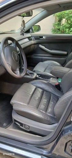 Audi A6 Limousine 2.4 - 7