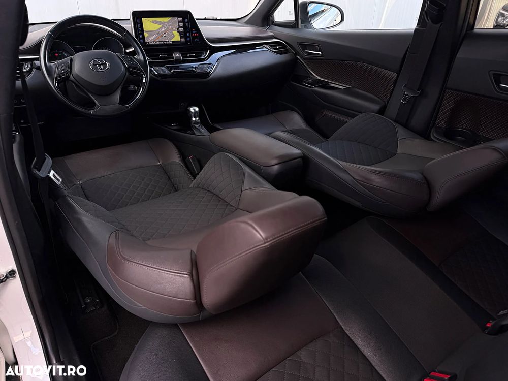 Toyota C-HR Style Selection - 16