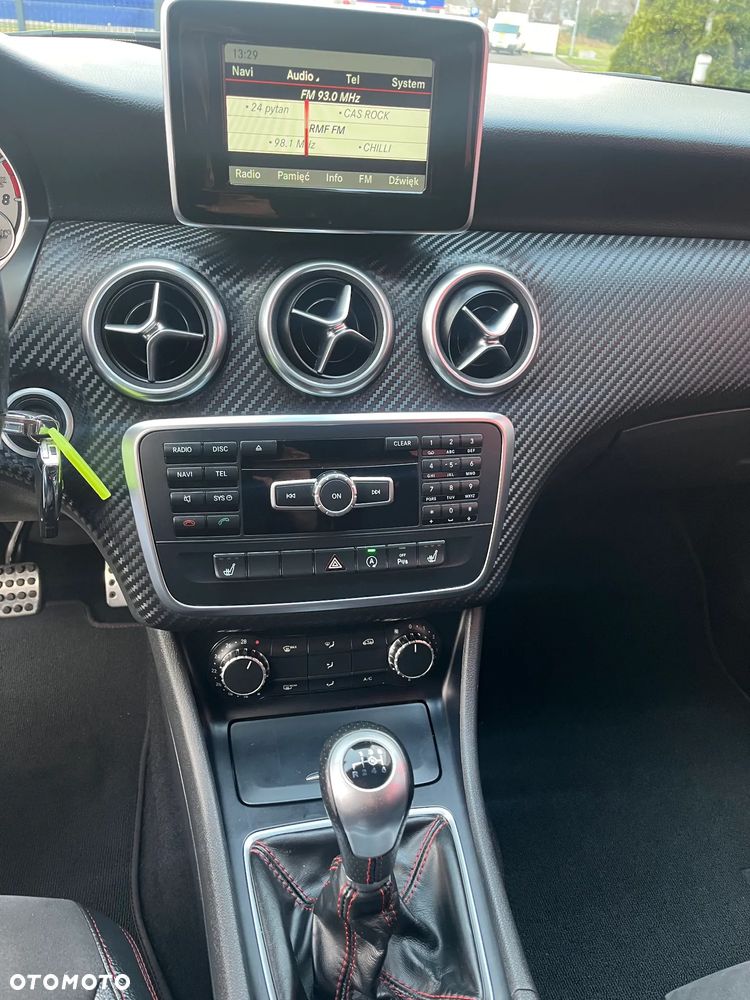 Mercedes-Benz Klasa A 180 AMG Line - 14