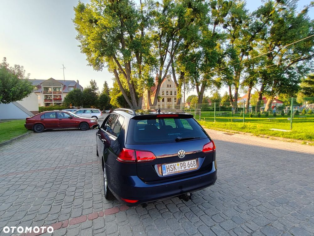 Volkswagen Golf - 23