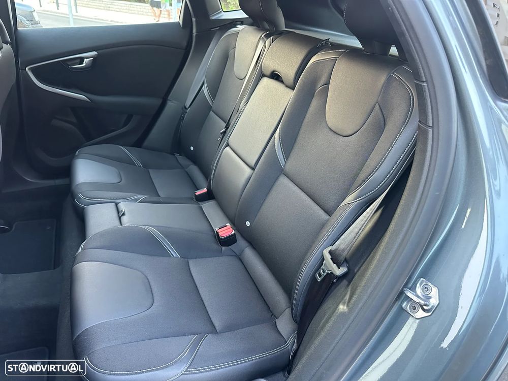 Volvo V40 1.5 T3 Sport Edition Geartronic - 10