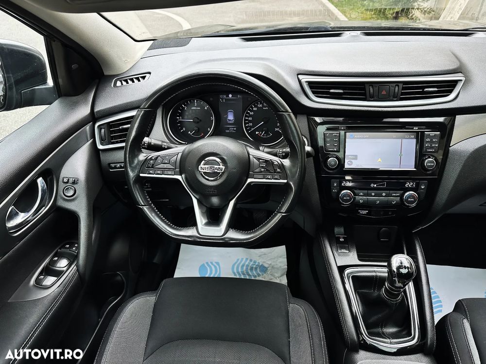 Nissan Qashqai 1.6 DCI TEKNA - 11