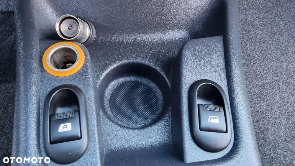 Citroën C3 1.4 Exclusive - 26