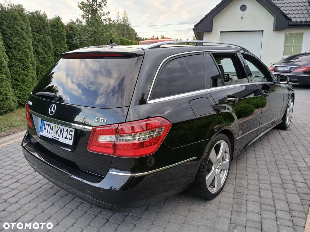 Mercedes-Benz Klasa E 200 T CGI BlueEFFICIENCY Automatik - 11