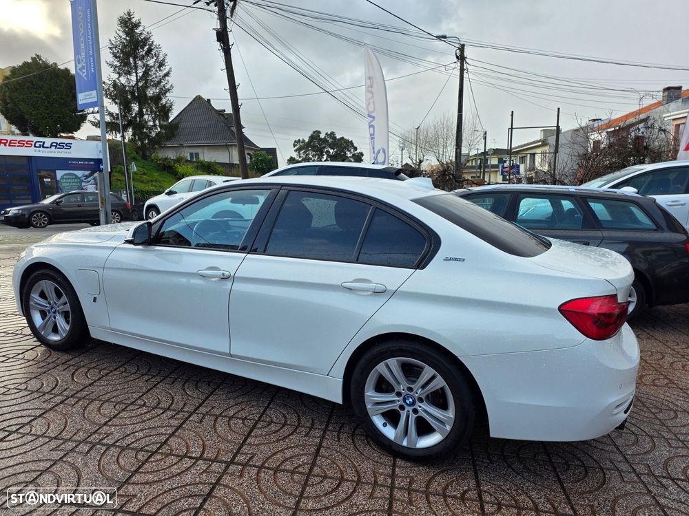 BMW 330 e iPerformance Line Sport - 15