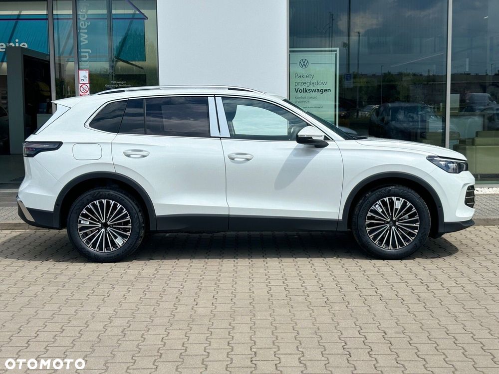 Volkswagen Tiguan - 8