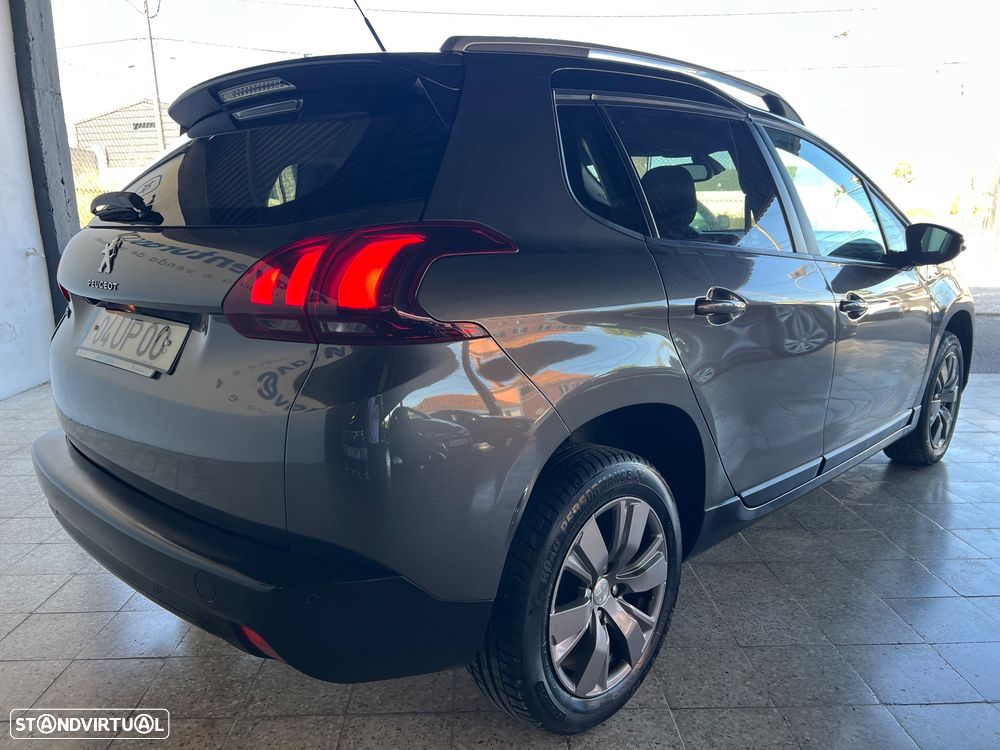 Peugeot 2008 1.2 PureTech Style - 39