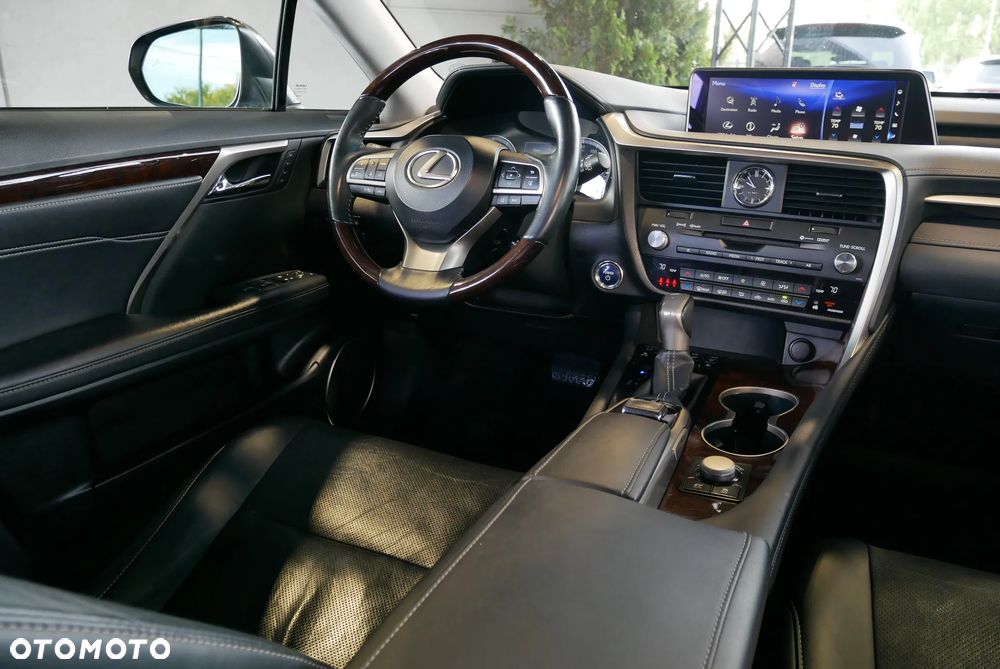 Lexus RX - 19