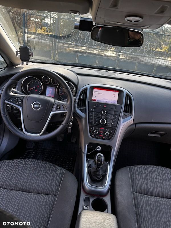 Opel Astra 1.4 Turbo - 14