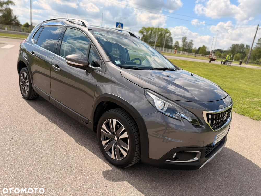 Peugeot 2008 1.2 Pure Tech Style S&S EAT6 - 10