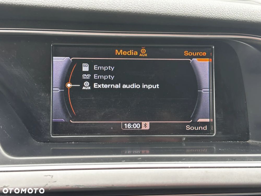 Audi A4 Avant 2.0 TDI DPF clean diesel Ambiente - 17