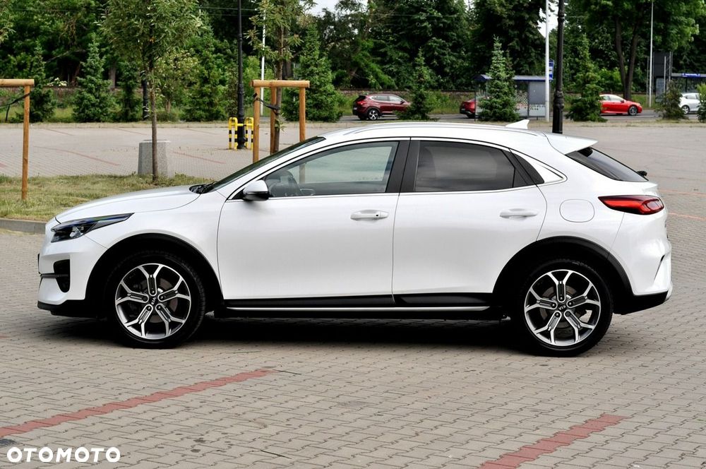 Kia XCeed 1.6 CRDi mHEV L - 33