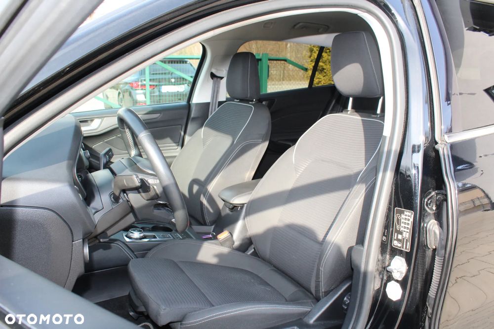 Ford Focus 2.0 EcoBlue Titanium X - 19