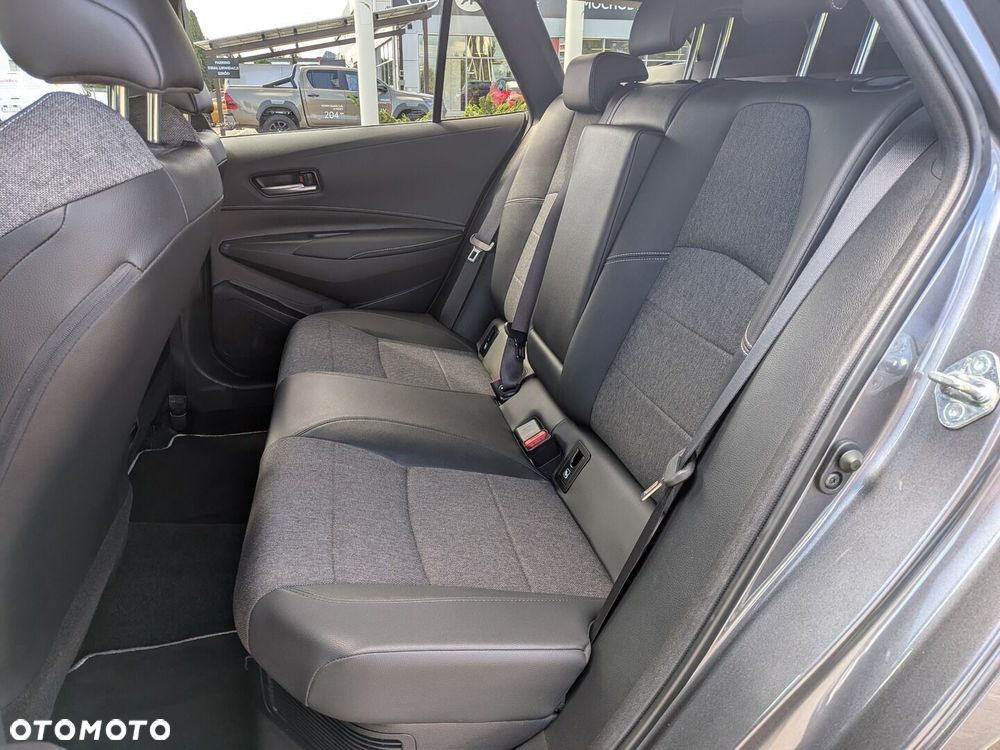 Toyota Corolla 2.0 Hybrid Style - 22