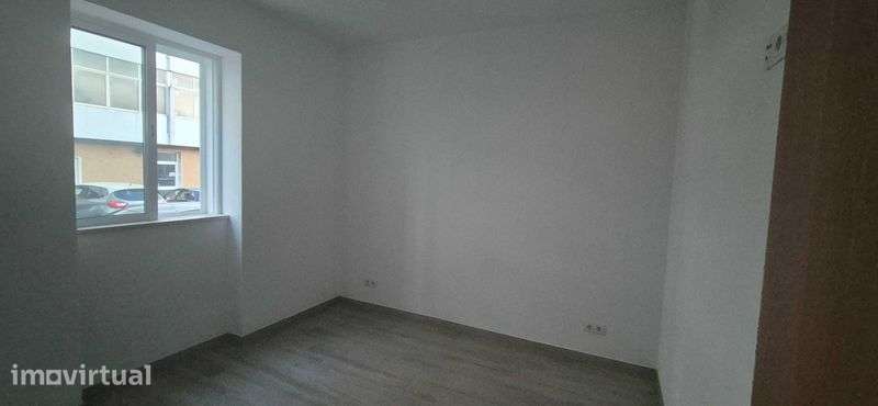 V2 para arrendar Alto Rodes - Grande imagem: 3/9