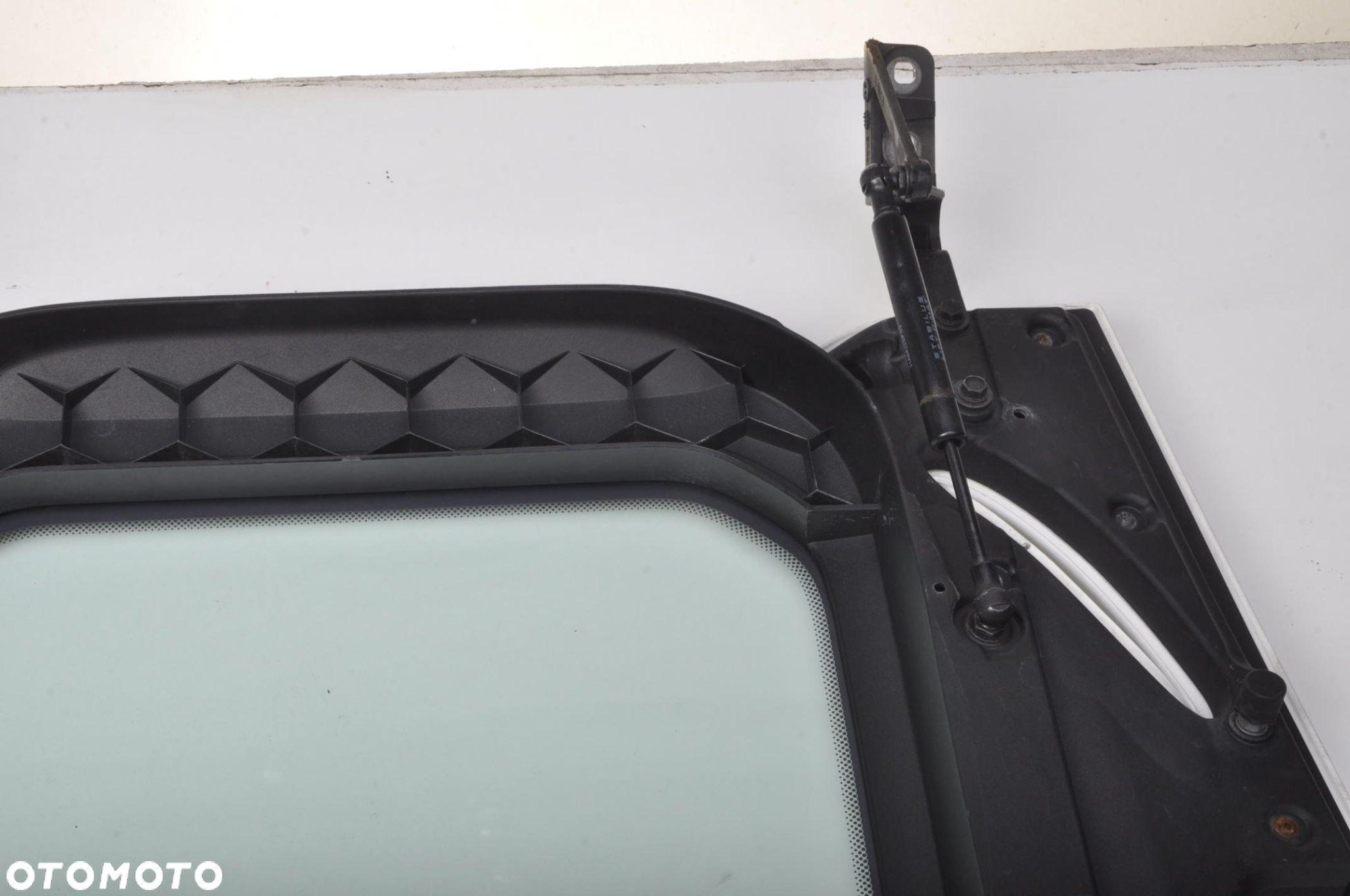 MCLAREN MP4 SPIDER KLAPA BAGAŻNIKA SZKLANA POKRYWA SILNIKA - 13