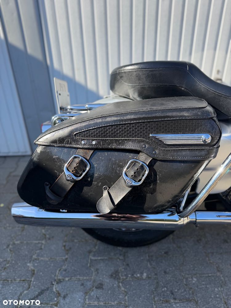 Harley-Davidson Touring Road King - 13