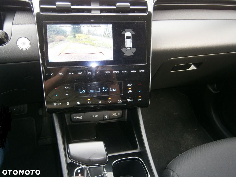 Hyundai Tucson ver-1-6-t--gdi-style-4wd-dct - 11