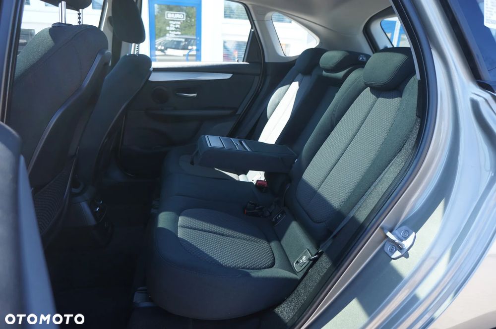BMW Seria 2 - 14