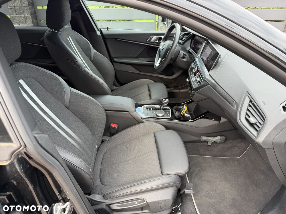BMW Seria 2 218i Sport Line - 10